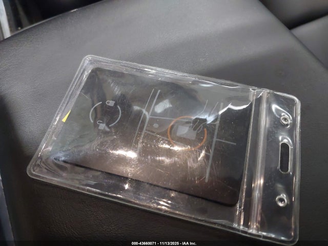 2023 TESLA MODEL 3 5YJ3E1EA5PF570674 Photo 10