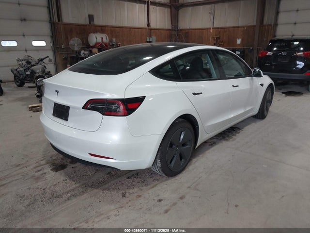 2023 TESLA MODEL 3 5YJ3E1EA5PF570674 Photo 3
