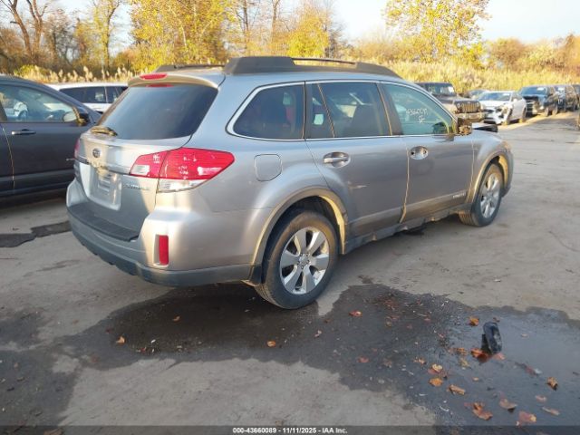 2010 SUBARU OUTBACK 4S4BRCKC4A3310834 Photo 3