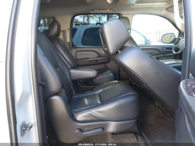 2011 GMC YUKON XL 1500 1GKS2MEF8BR271284 Photo 7