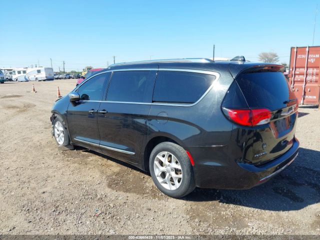 2020 CHRYSLER PACIFICA 2C4RC1GG8LR171841 Photo 2