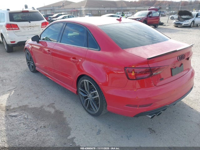 2017 AUDI S3 WAUB1GFF0H1025428 Photo 2