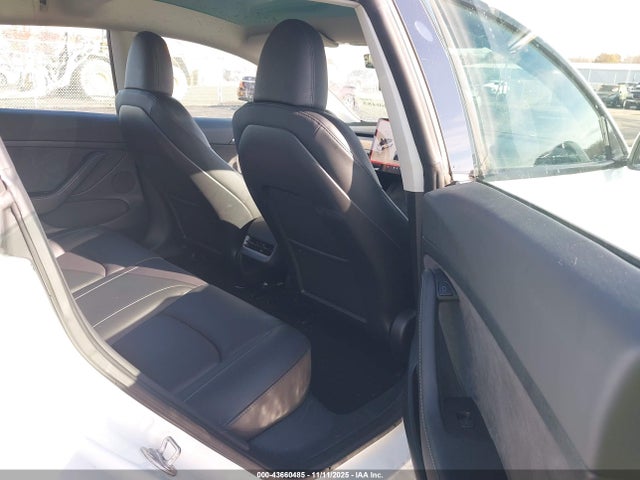2023 TESLA MODEL 3 5YJ3E1EA6PF548599 Photo 7