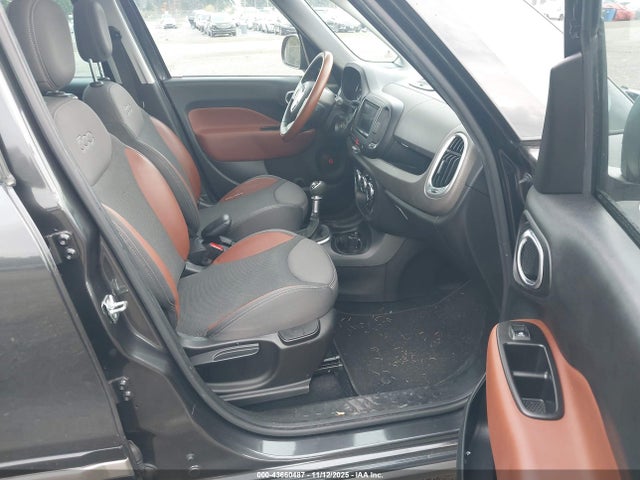 2014 FIAT 500L ZFBCFADH6EZ011978 Photo 4