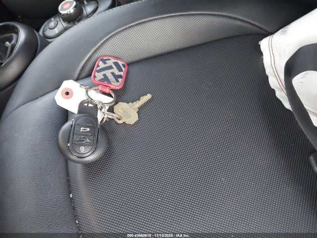 2019 MINI CONVERTIBLE WMWWG5C51K3H07720 Photo 10