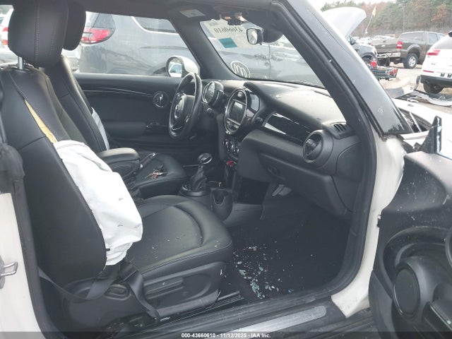 2019 MINI CONVERTIBLE WMWWG5C51K3H07720 Photo 4