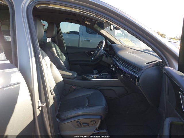 2017 AUDI Q7 WA1VAAF75HD054907 Photo 4