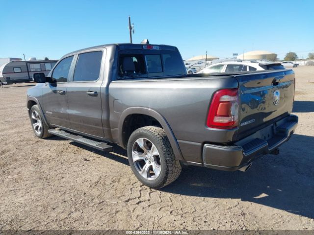 2019 RAM 1500 1C6RREJT5KN792632 Photo 2