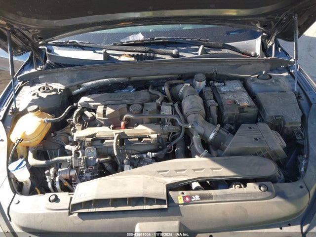 5XXG14J27NG090398 KIA K5 LXS