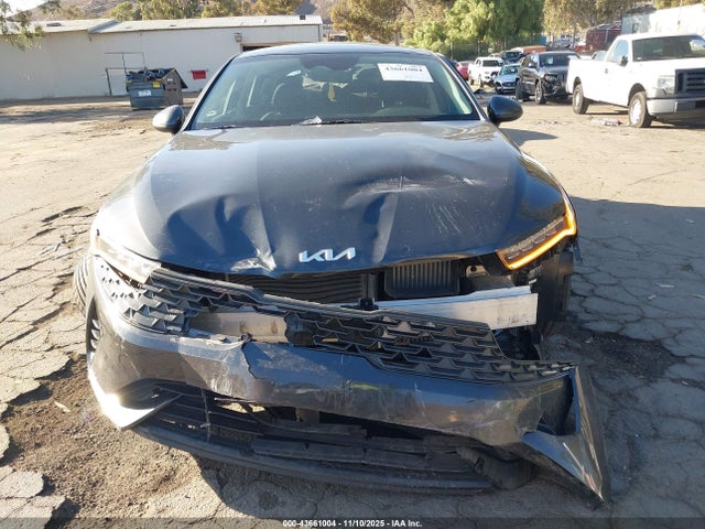 5XXG14J27NG090398 KIA K5 LXS