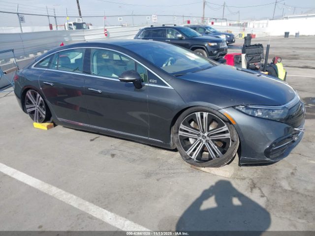 2022 MERCEDES-BENZ EQS 580 W1KCG4EB8NA002094