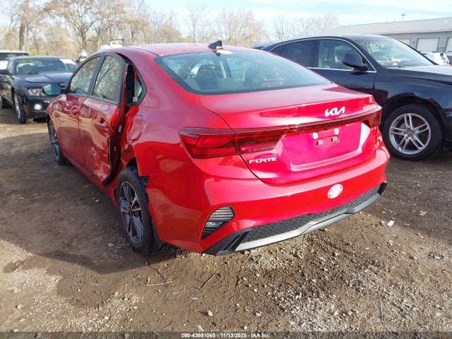 2022 KIA FORTE 3KPF24AD2NE490095 Photo 2
