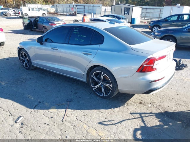 2024 VOLVO S60 7JRL12FK0RG309066 Photo 2