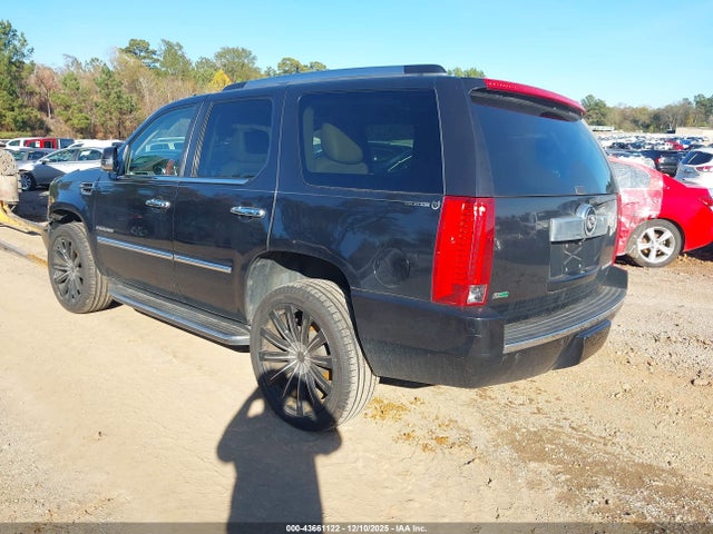 2012 CADILLAC ESCALADE 1GYS3BEF1CR145597 Photo 2