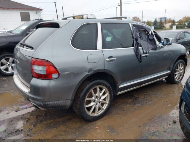 2004 PORSCHE CAYENNE WP1AB29P04LA68831 Photo 3