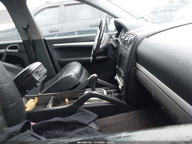 2004 PORSCHE CAYENNE WP1AB29P04LA68831 Photo 4