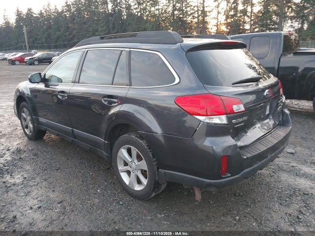Продаж на аукціоні авто 2013 Subaru Outback 2.5i Premium, vin: 4S4BRBCC0D3232243, номер лоту: 43661228
