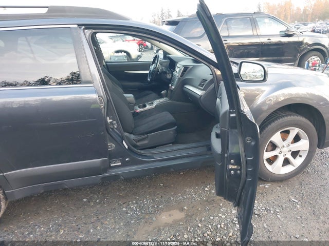 Продаж на аукціоні авто 2013 Subaru Outback 2.5i Premium, vin: 4S4BRBCC0D3232243, номер лоту: 43661228