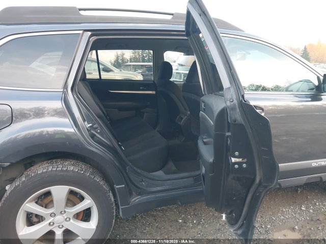 Продаж на аукціоні авто 2013 Subaru Outback 2.5i Premium, vin: 4S4BRBCC0D3232243, номер лоту: 43661228
