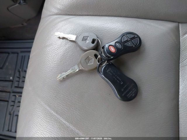 2002 CHRYSLER TOWN & COUNTRY 2C8GP64L02R561338 Photo 10