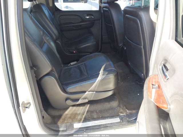 2010 CADILLAC ESCALADE ESV 1GYUKJEF3AR160167 Photo 7