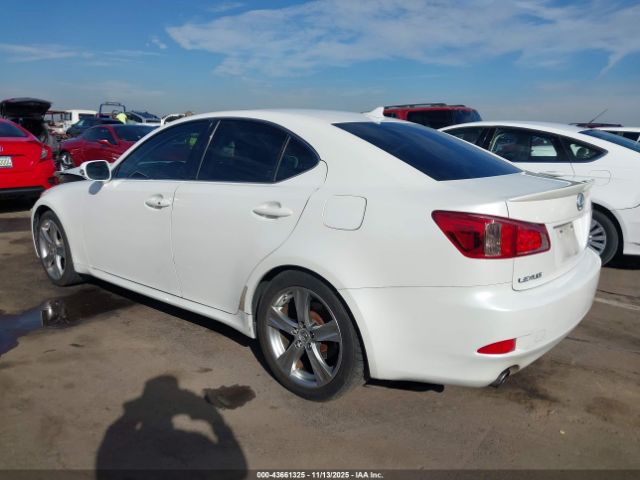 2013 LEXUS IS 250 JTHBF5C24D5188448 Photo 2
