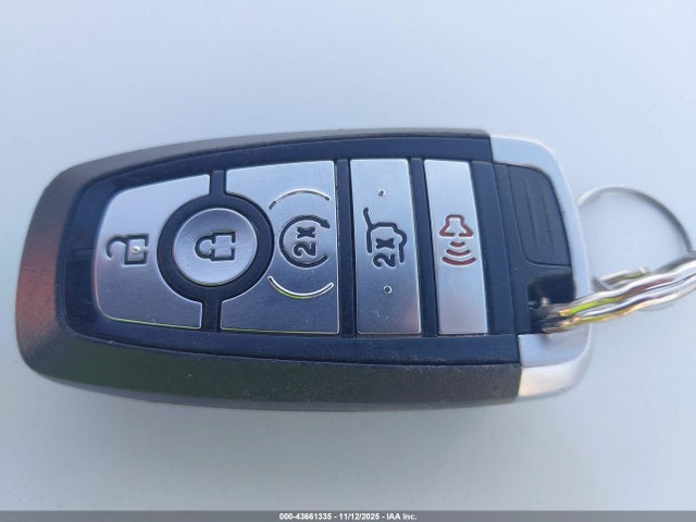 Продаж на аукціоні авто 2021 Ford Escape Titanium, vin: 1FMCU9J90MUA30628, номер лоту: 43661335