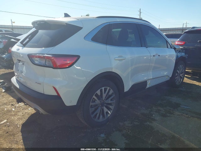 Продаж на аукціоні авто 2021 Ford Escape Titanium, vin: 1FMCU9J90MUA30628, номер лоту: 43661335