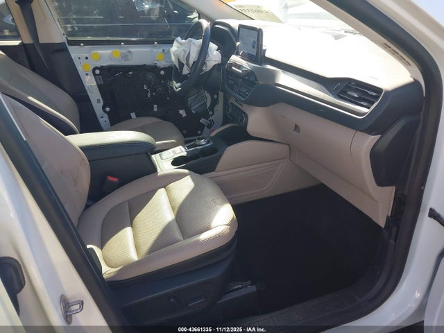 Продаж на аукціоні авто 2021 Ford Escape Titanium, vin: 1FMCU9J90MUA30628, номер лоту: 43661335