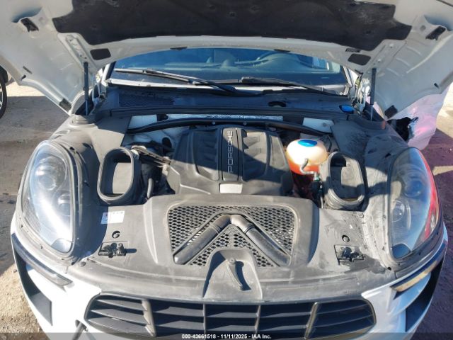 2017 PORSCHE MACAN WP1AG2A50HLB55341 Photo 9