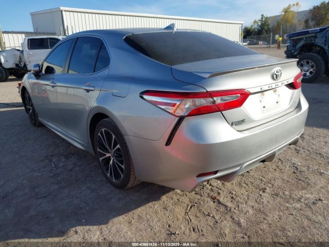 2020 TOYOTA CAMRY 4T1G11AK9LU926455 Photo 2