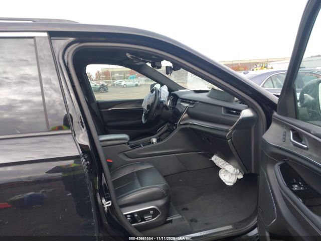 2023 JEEP GRAND CHEROKEE 1C4RJHDG1PC505869 Photo 4