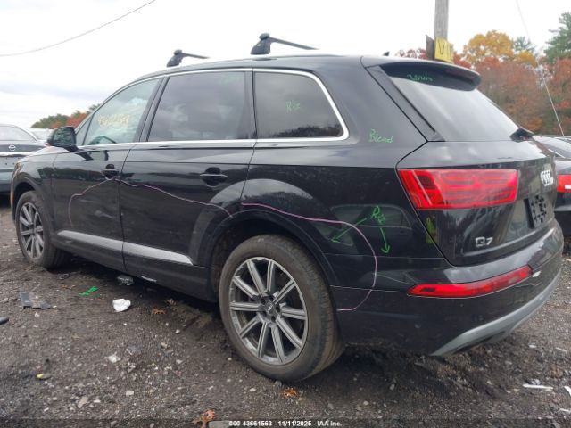 2019 AUDI Q7 WA1LAAF77KD034155 Photo 2