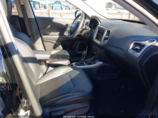 2019 JEEP COMPASS 3C4NJDCB5KT712095 Photo 4