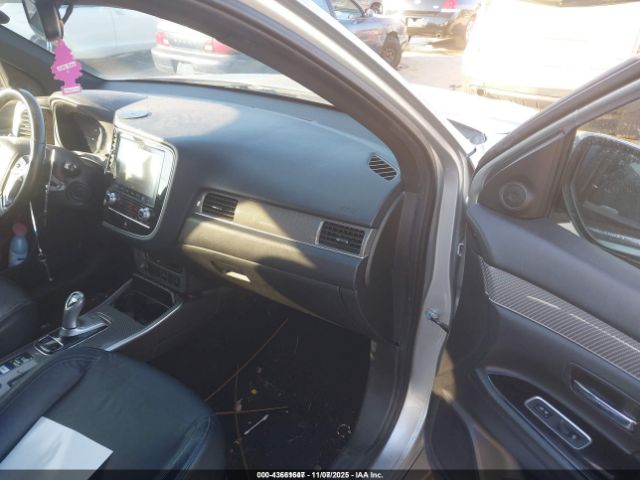 2022 MITSUBISHI OUTLANDER PHEV JA4J2VA72NZ053691 Photo 4