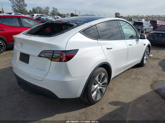 43661675 :رقم المزاد ، 5YJYGDEE0MF161210 vin ، 2021 Tesla Model Y Long Range Dual Motor All-wheel Drive مزاد بيع