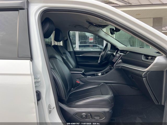 2023 JEEP GRAND CHEROKEE L 1C4RJKBG2P8744267 Photo 4