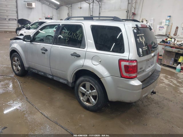 2012 FORD ESCAPE 1FMCU9D7XCKC03933 Photo 2