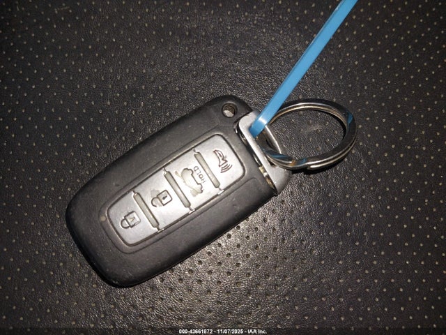 2011 Kia Sorento Ex V6 მანქანა იყიდება აუქციონზე, vin: 5XYKUDA29BG098415, აუქციონის ნომერი: 43661872