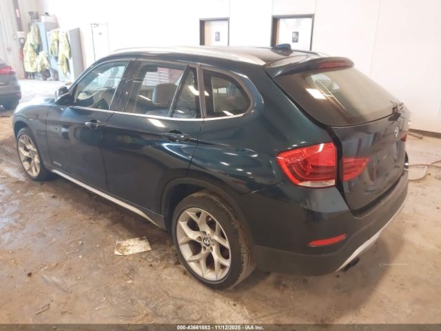 2013 BMW X1 WBAVL1C57DVR89009 Photo 2
