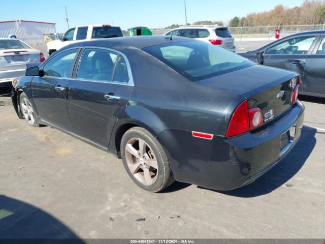 2011 CHEVROLET MALIBU 1G1ZC5E17BF123882 Photo 2