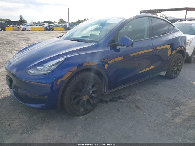 2022 TESLA MODEL Y 7SAYGDEE5NF480820 Photo 1