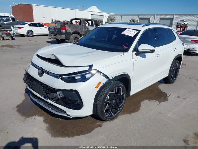 2025 VOLKSWAGEN TIGUAN 3VVLR7RM6SM059430 Photo 1