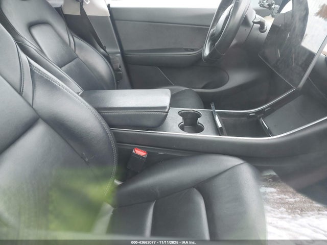 2020 TESLA MODEL Y 5YJYGDEF6LF002246 Photo 4