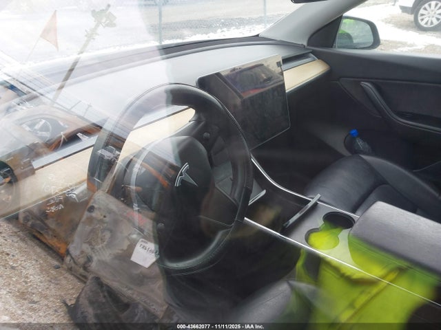 2020 TESLA MODEL Y 5YJYGDEF6LF002246 Photo 6