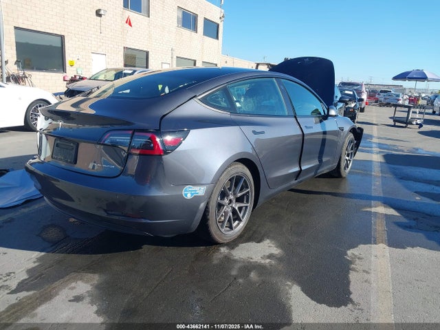 2021 TESLA MODEL 3 5YJ3E1EB0MF999077 Photo 3