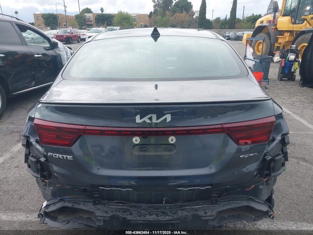 3KPF54AD0PE534329 KIA Forte Gt-line