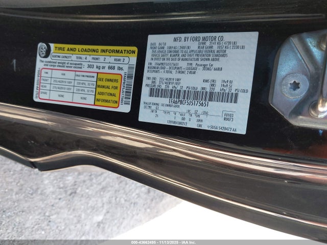 Ford Mustang 2018 1FA6P8CF5J5175651 Image 21