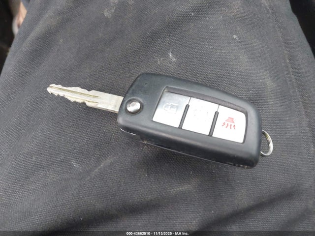 JN8AT2MV7HW015492 Nissan ROGUE S