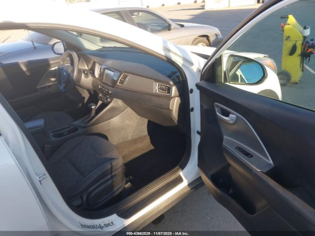 2019 KIA NIRO KNDCB3LC2K5305648 Photo 4
